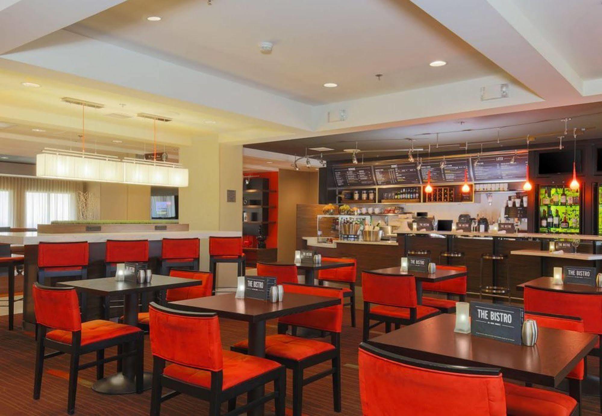 Courtyard By Marriott San Jose South/Morgan Hill Hotel Exterior photo